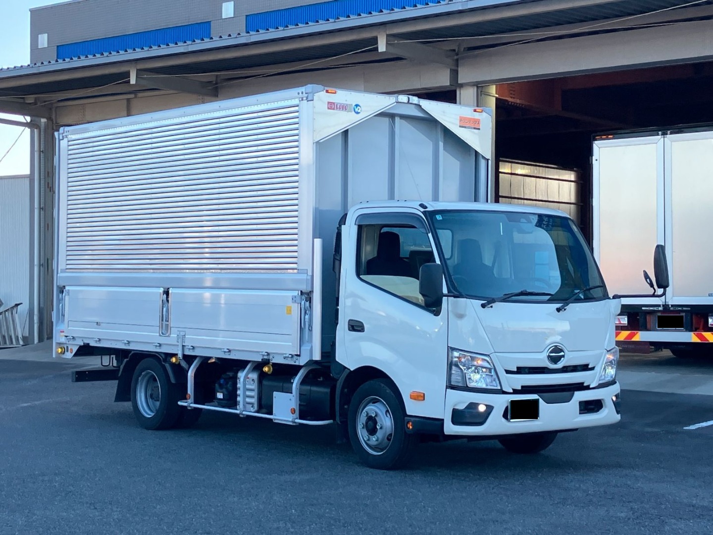 日野 デュトロ 2WG-XZU713N(2WD)の写真2