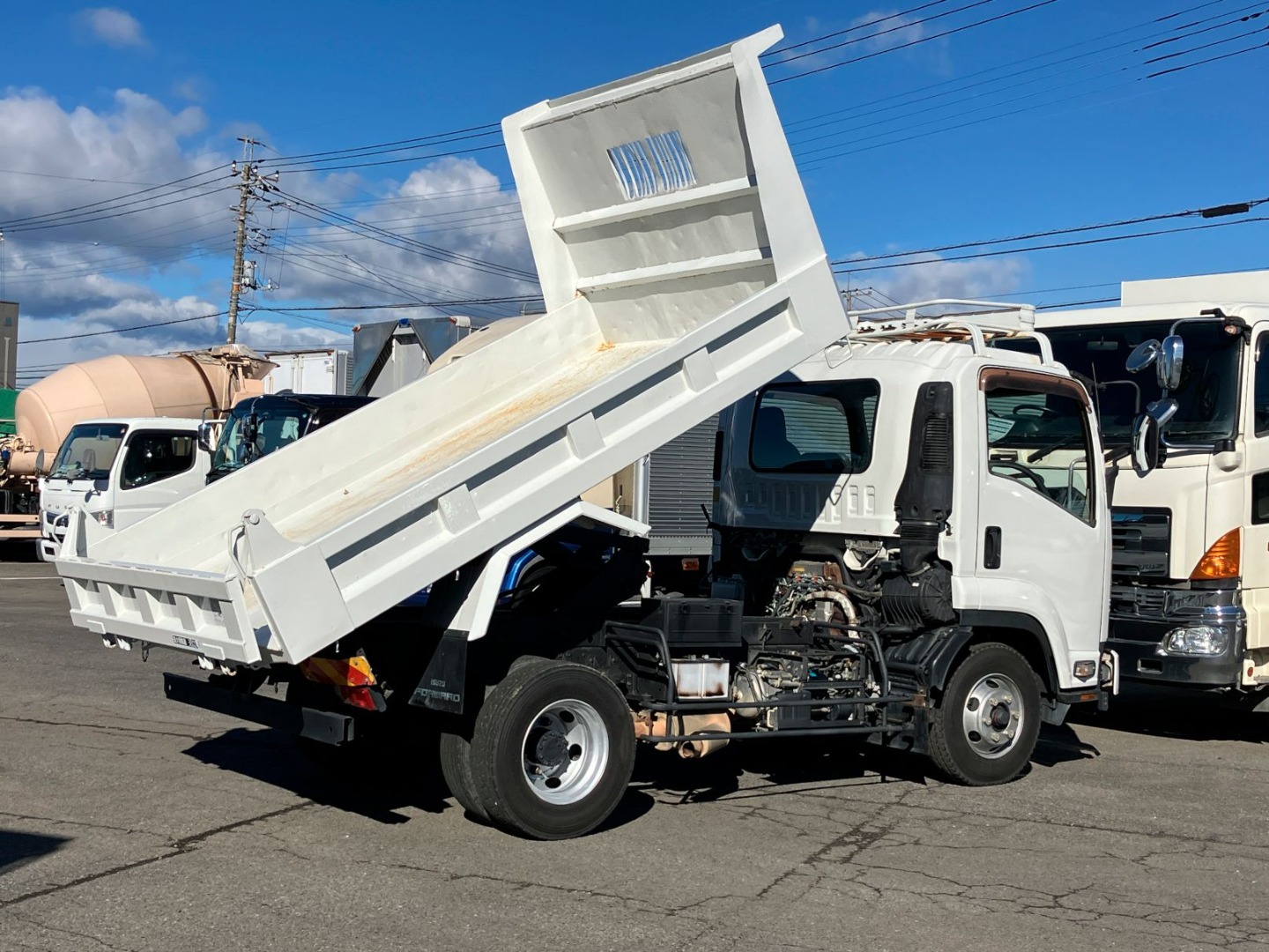 いすゞ フォワード TKG-FRR90S1(2WD)の写真4