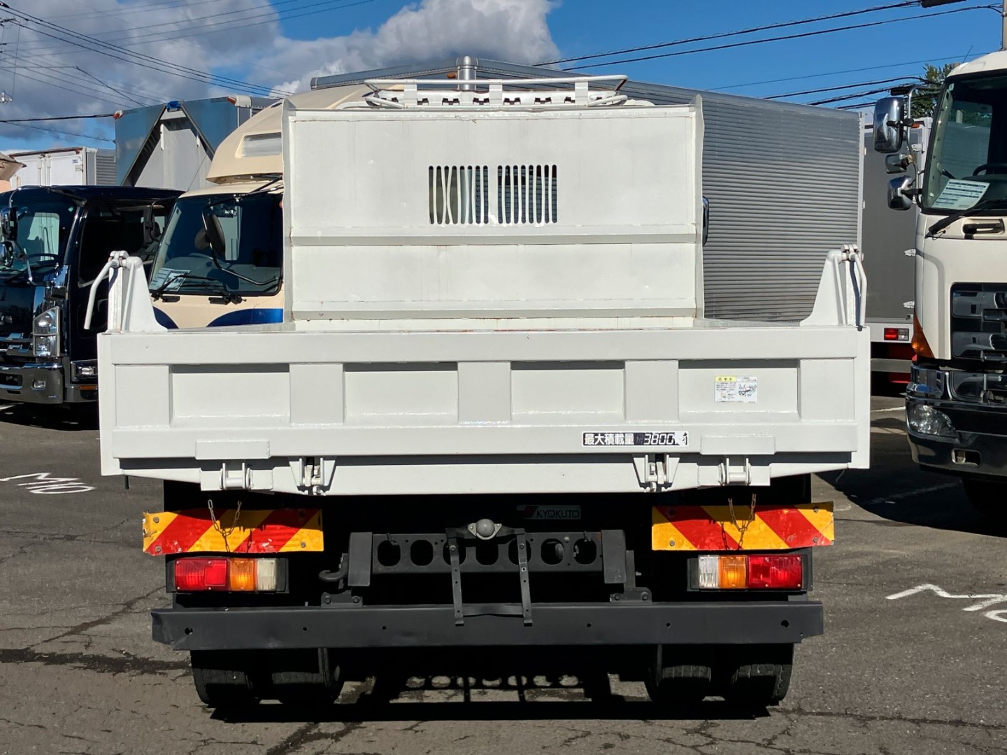 リヤ周りの状態です。|いすゞ フォワード TKG-FRR90S1(2WD)の写真7