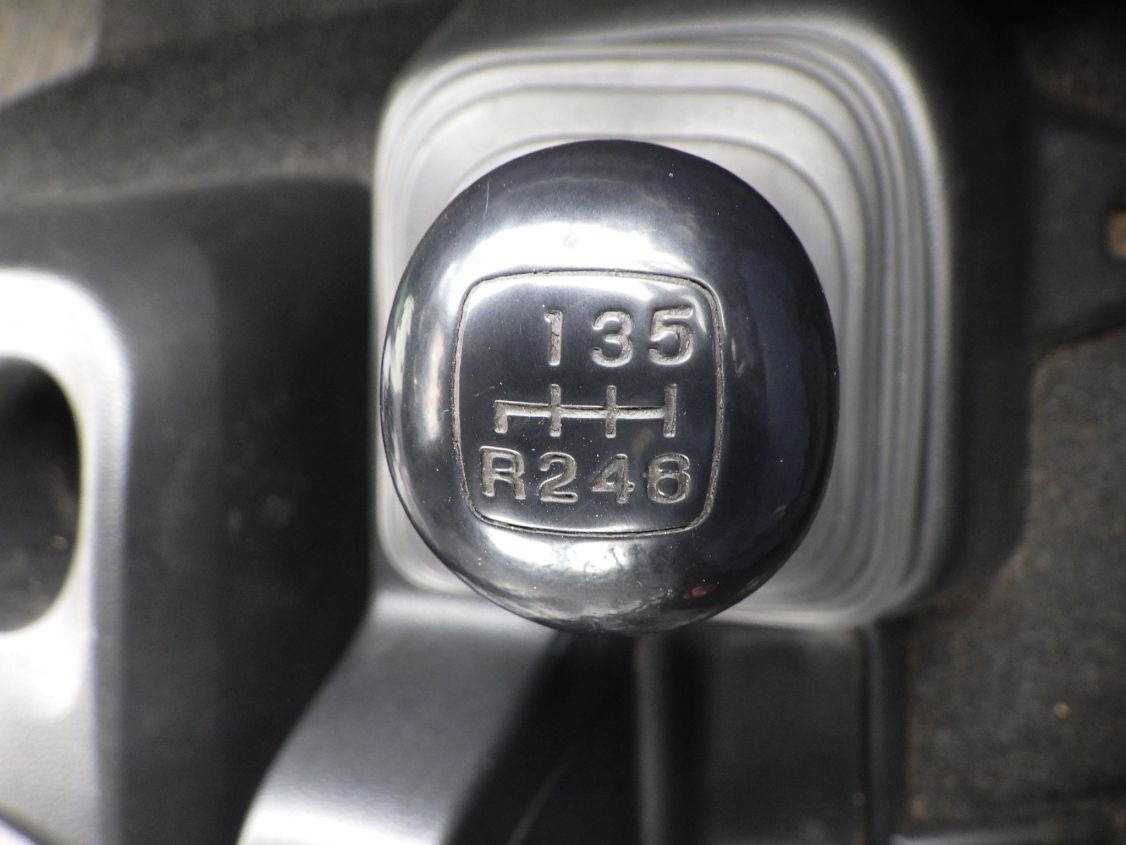 MT6速です。|日野 レンジャー LKG-FE7JJAAの写真19