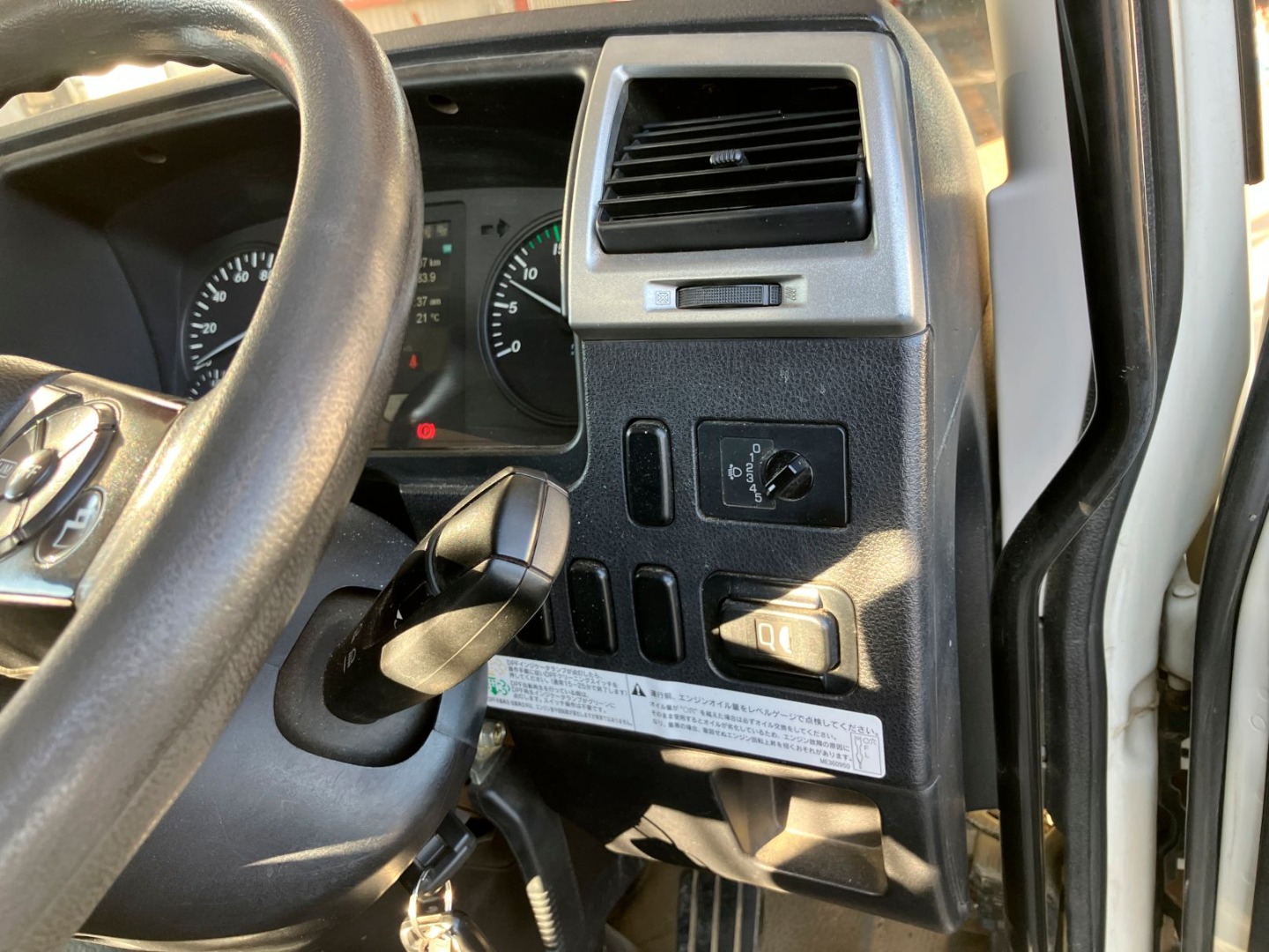 三菱 ファイター 2KG-FK72F(2WD)の写真23
