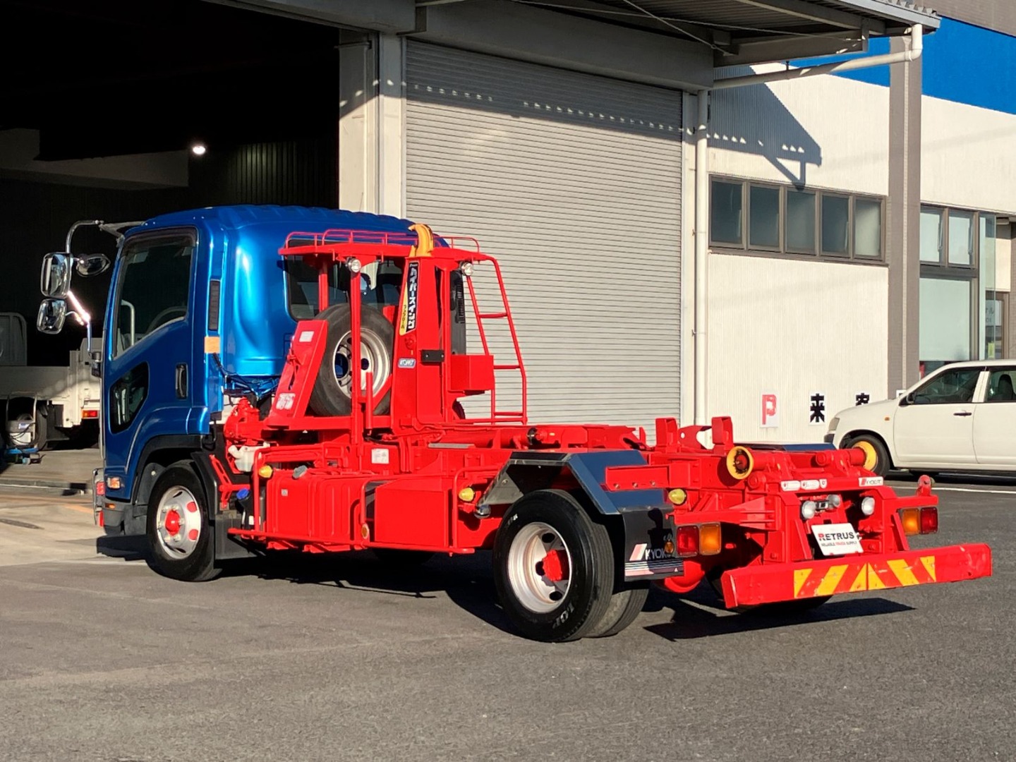 いすゞ フォワード 2RG-FRR90S2(2WD)の写真3
