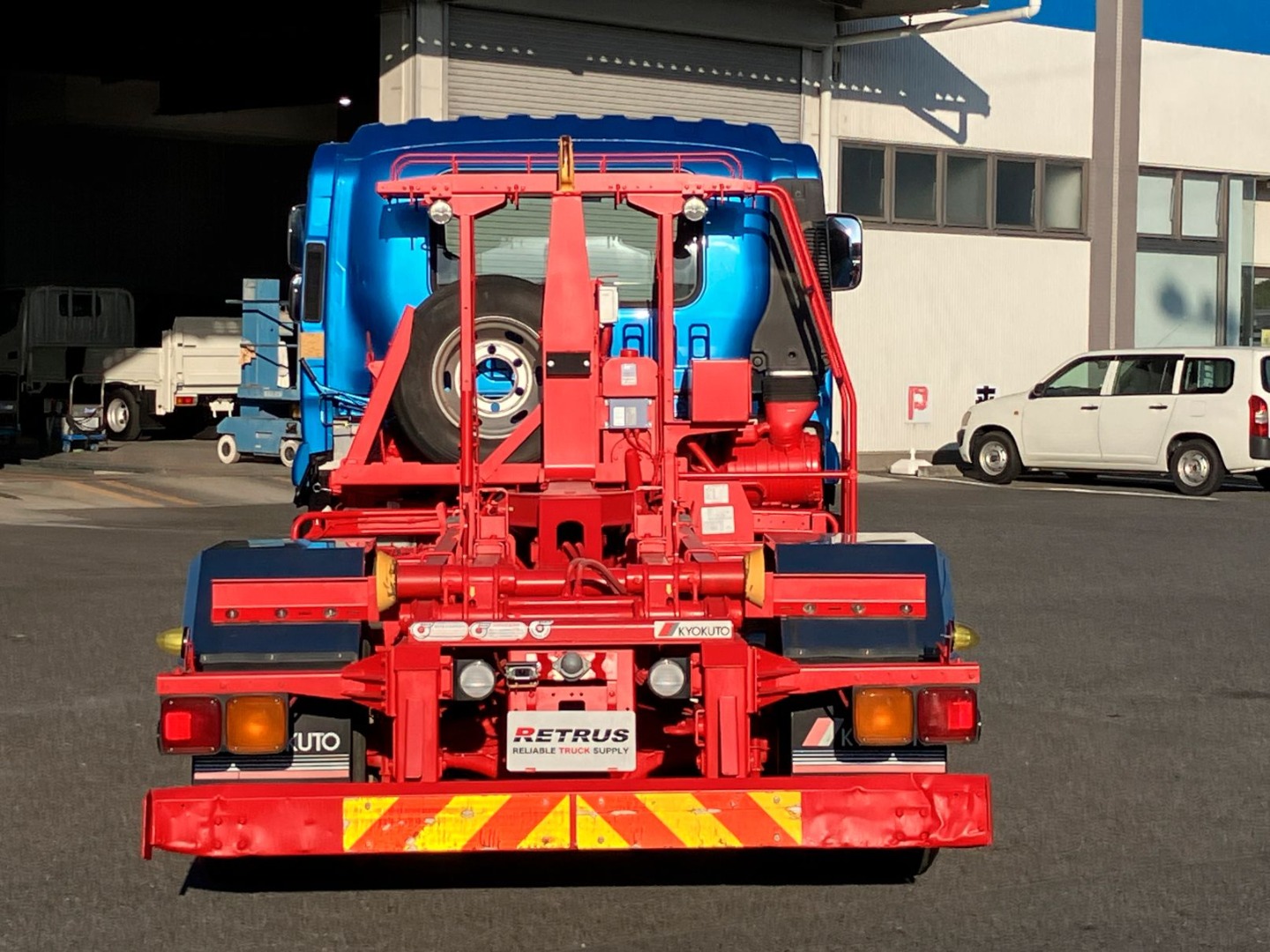 リヤ周りの状態です。|いすゞ フォワード 2RG-FRR90S2(2WD)の写真7