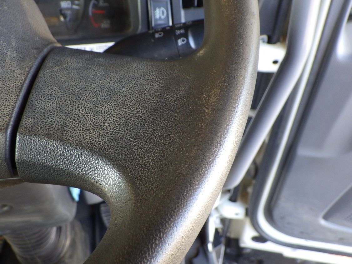 ハンドルにスレがあります。|いすゞ フォワード TKG-FRR90S1(2WD)の写真44