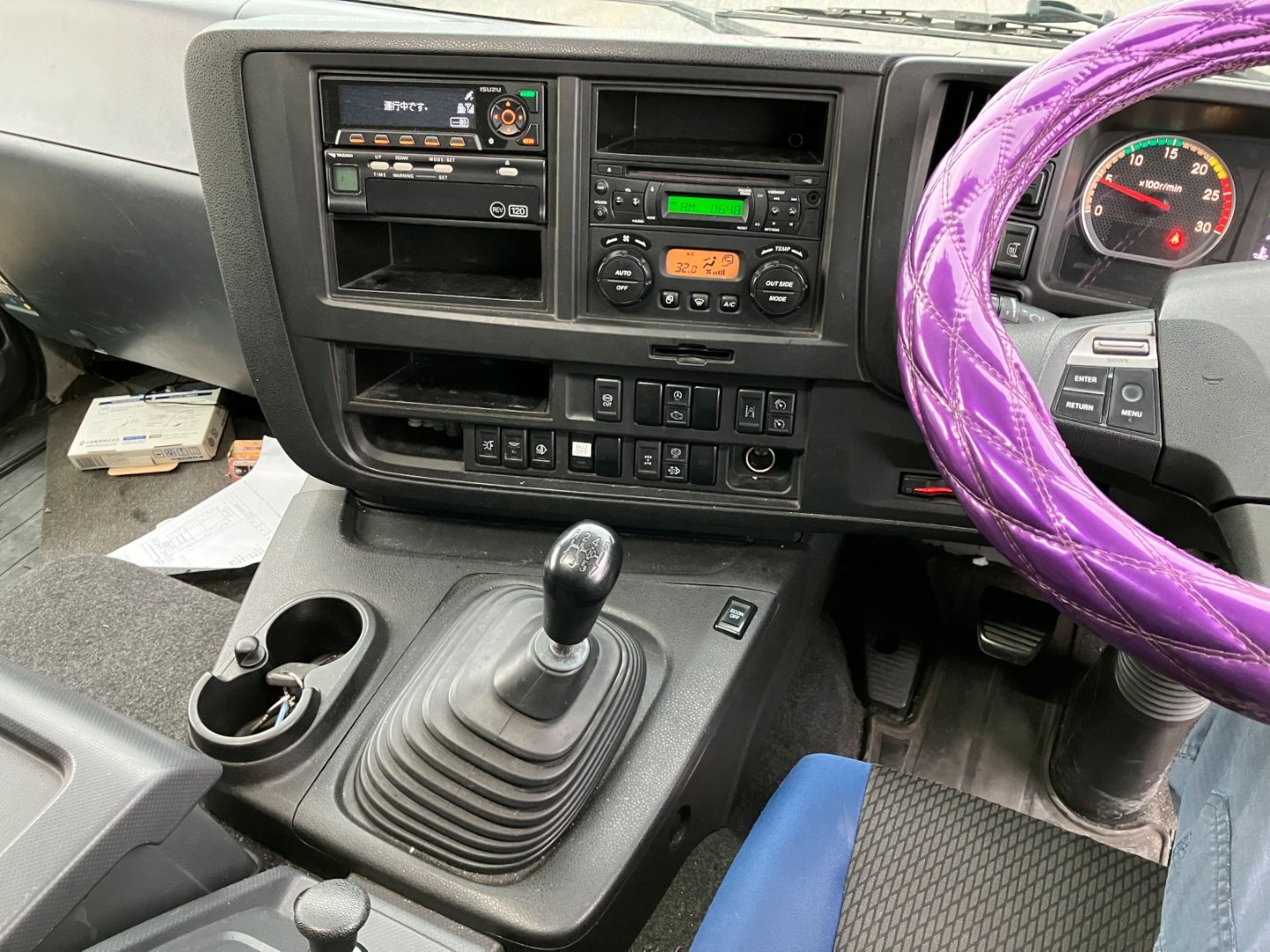 いすゞ ギガ 2PG-CYJ77Cの写真20