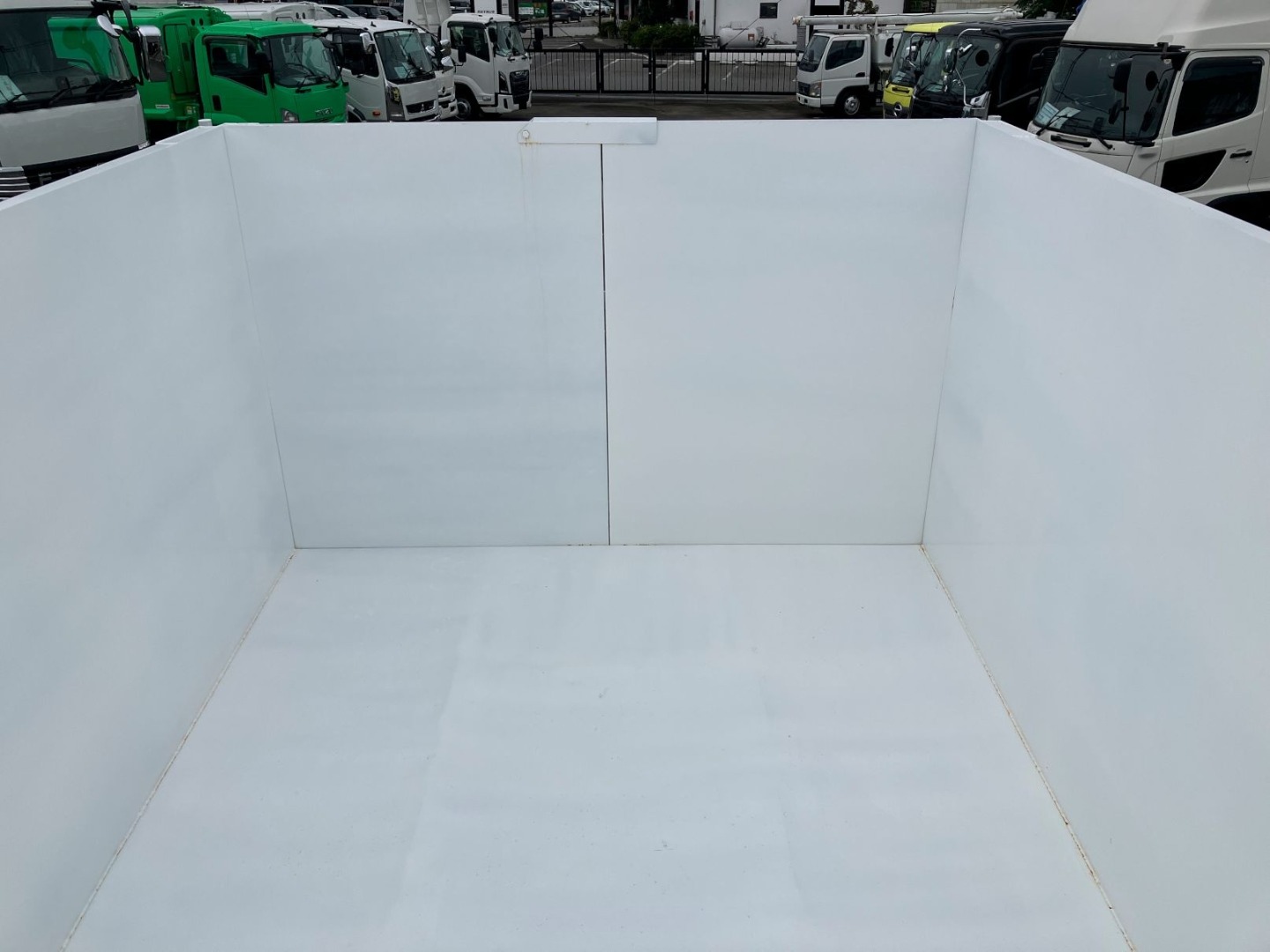 リヤゲート裏側の状態です|日野 レンジャー TKG-FC9JCAP(2WD)の写真12