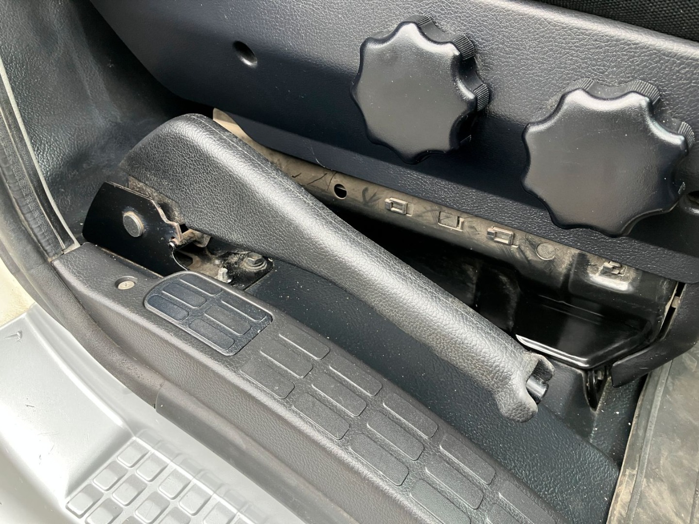 ダンプレバーの状態です。|日野 レンジャー TKG-FC9JCAP(2WD)の写真36
