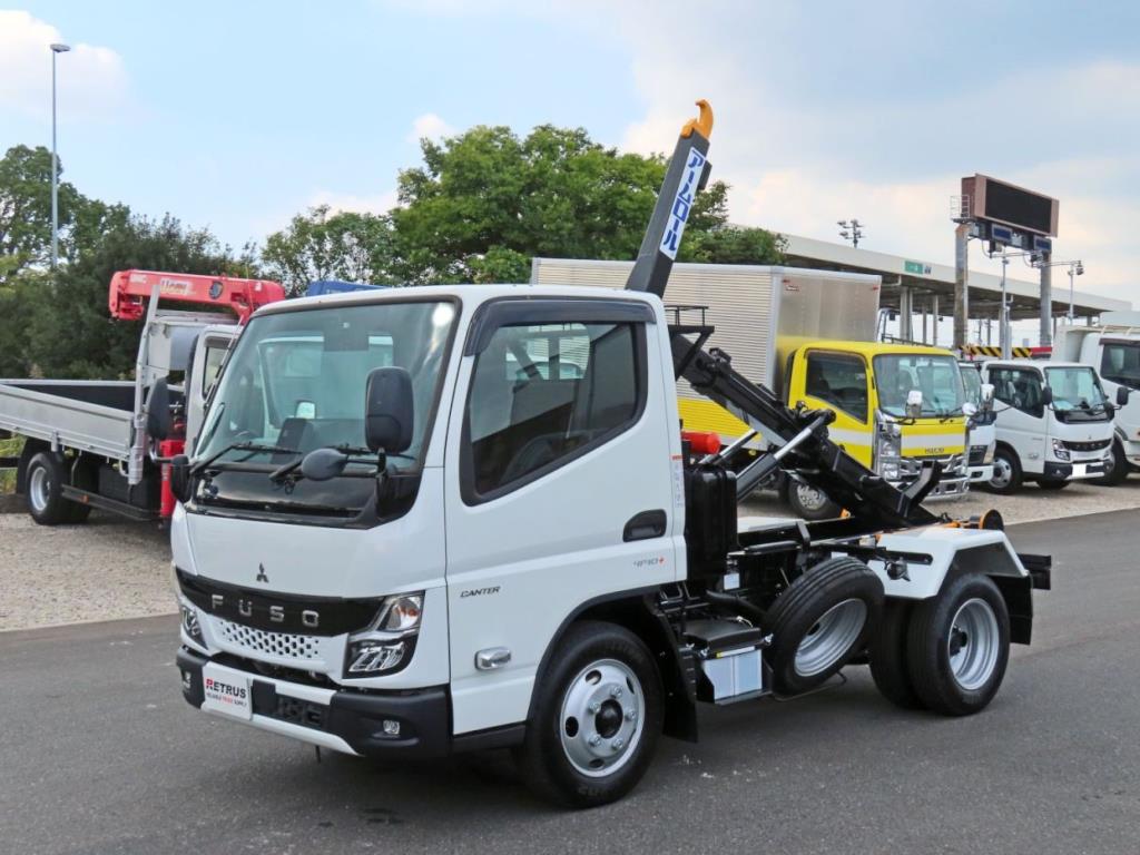 三菱 キャンター 2RG-FBAV0(2WD)の写真1