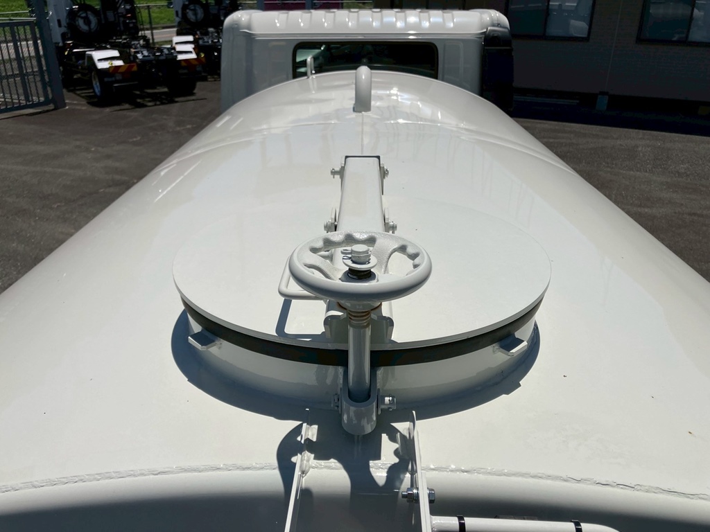 日野 デュトロ 2KG-XZU700M(2WD)の写真8