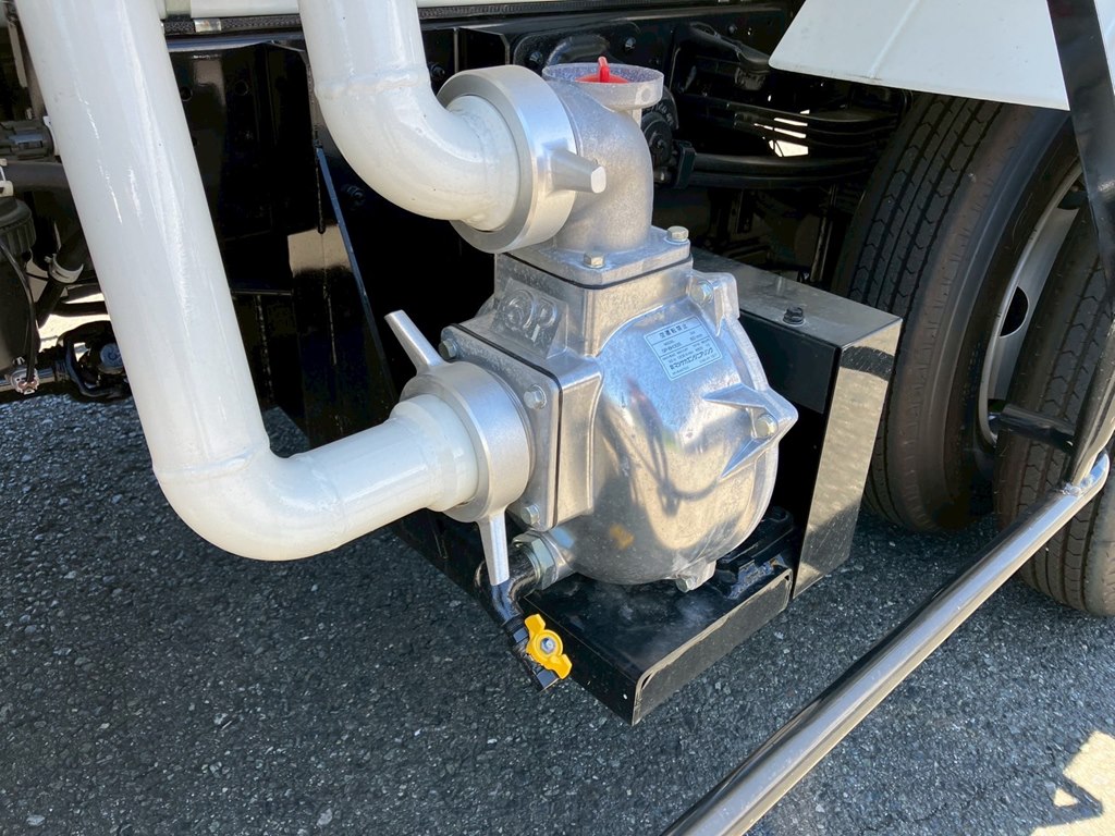 ポンプです。|日野 デュトロ 2KG-XZU700M(2WD)の写真15