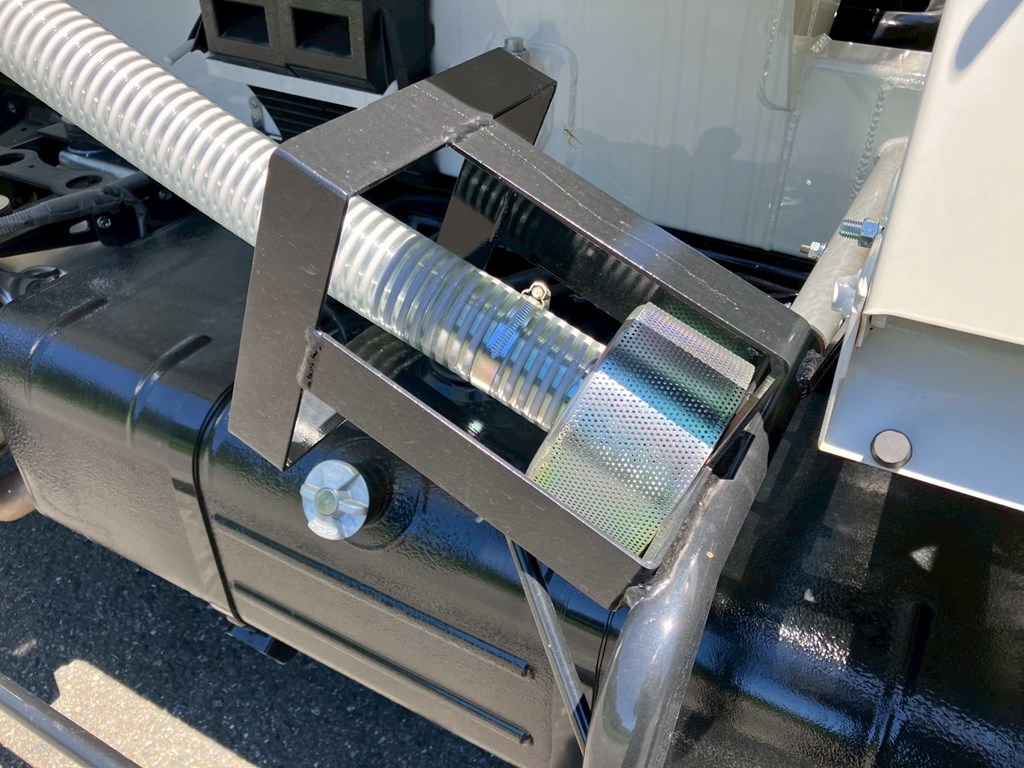 給水ホースです。|日野 デュトロ 2KG-XZU700M(2WD)の写真16