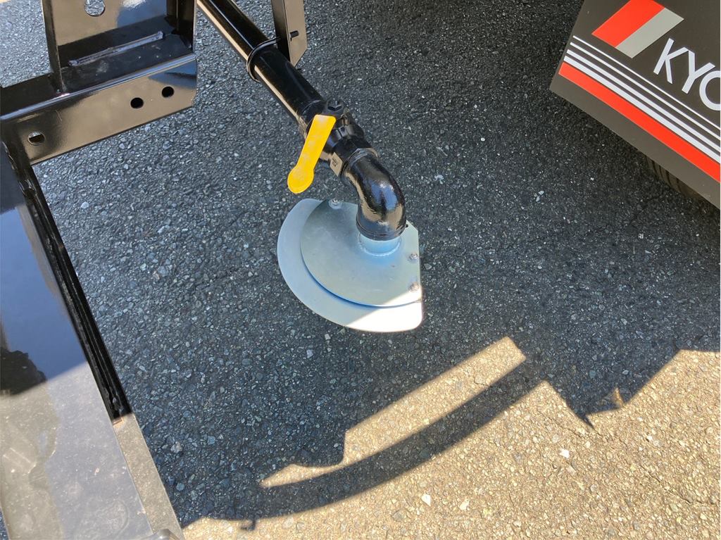 後方は重力散水です。|日野 デュトロ 2KG-XZU700M(2WD)の写真18