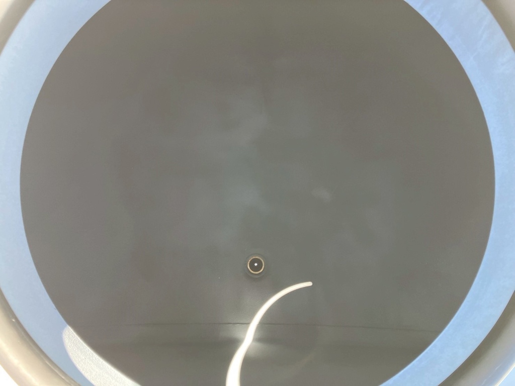 タンク内部の状態です。|日野 デュトロ 2KG-XZU700M(2WD)の写真9