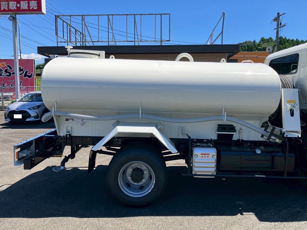 タンクの外観状態です。(運転席側)|日野 デュトロ 2KG-XZU700M(2WD)の写真11