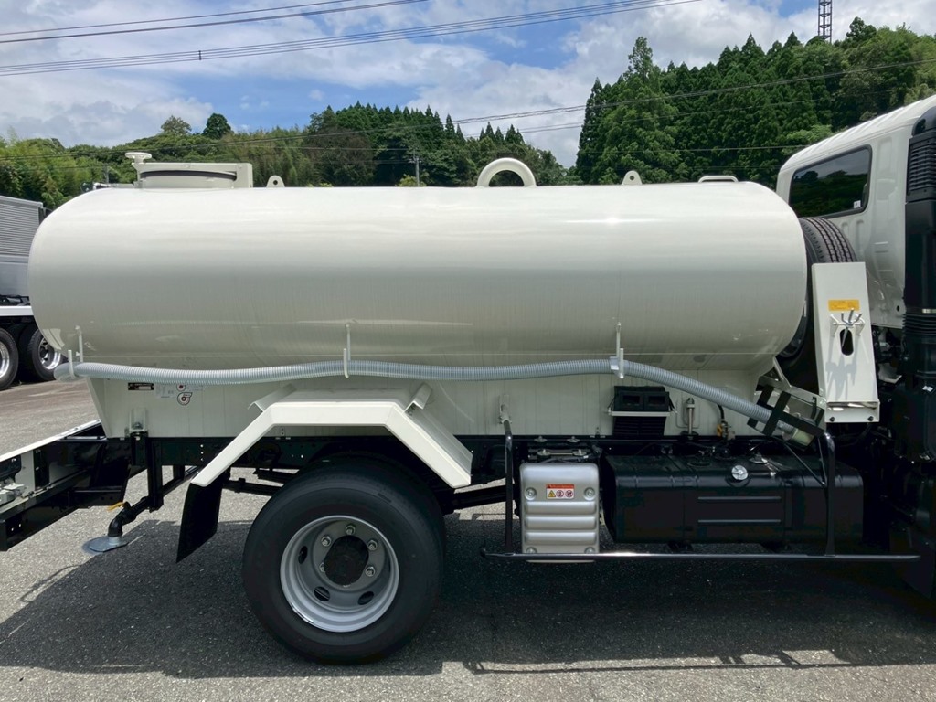 タンクの外観状態です。(運転席側)|日野 デュトロ 2KG-XZU700M(2WD)の写真12