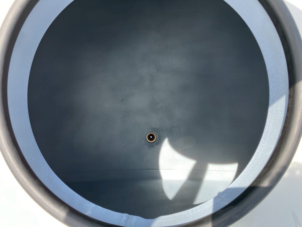 タンク内部の状態です。|日野 デュトロ 2KG-XZU700M(2WD)の写真9