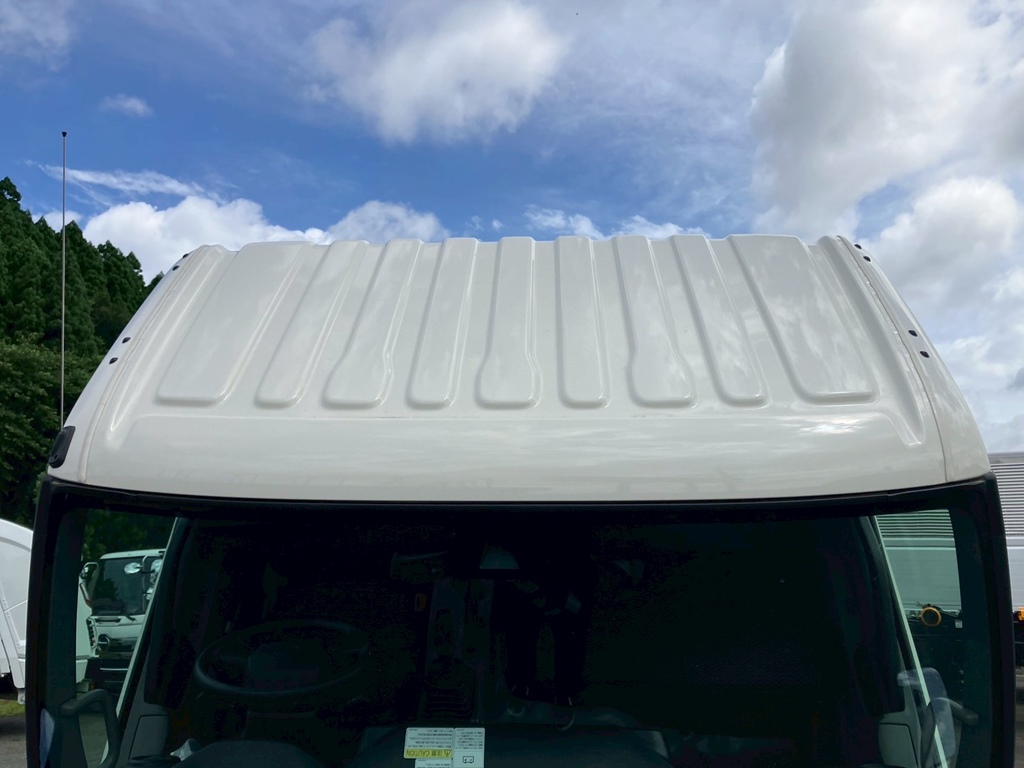 ルーフの状態です。|日野 デュトロ 2KG-XZU700M(2WD)の写真26