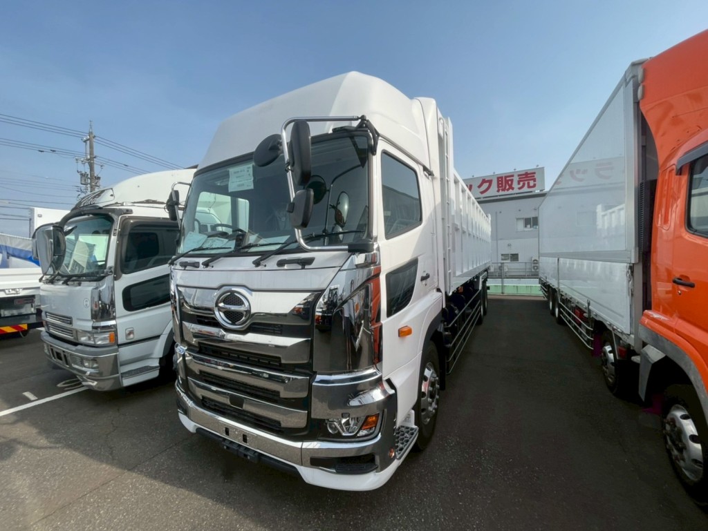 日野 プロフィア 2DG-FS1AHEの写真1