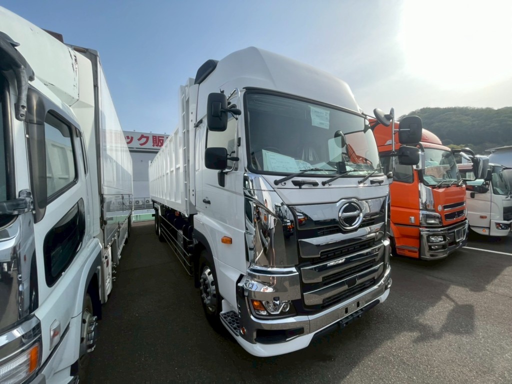 日野 プロフィア 2DG-FS1AHEの写真2