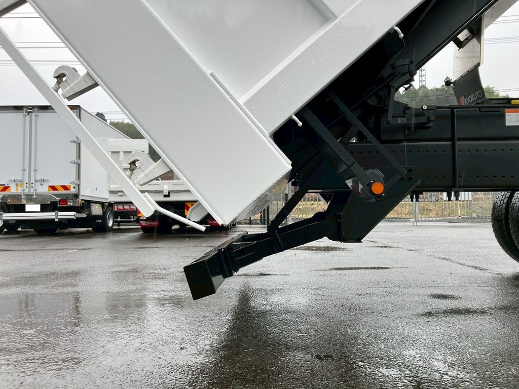 日野 プロフィア 2DG-FS1AHEの写真14