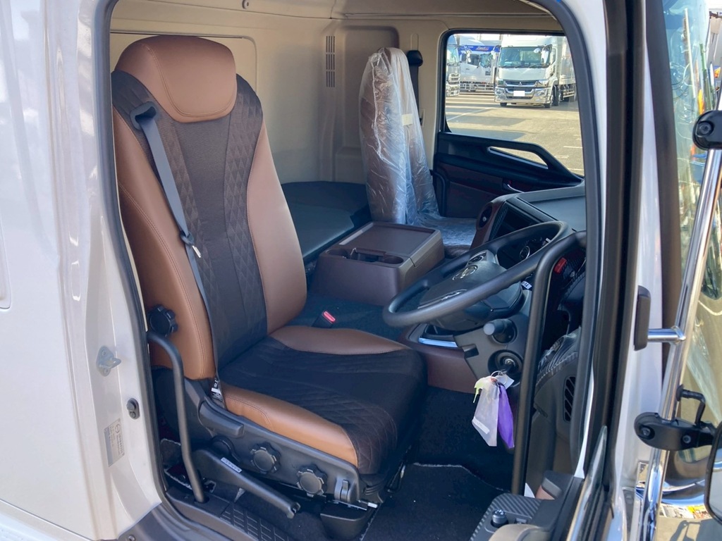 ハイルーフキャビンです。|日野 プロフィア 2DG-FS1AJEの写真7