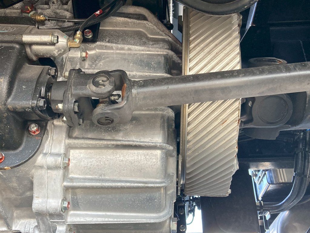 電磁式リターダ付きです。|日野 プロフィア 2DG-FS1AJEの写真17