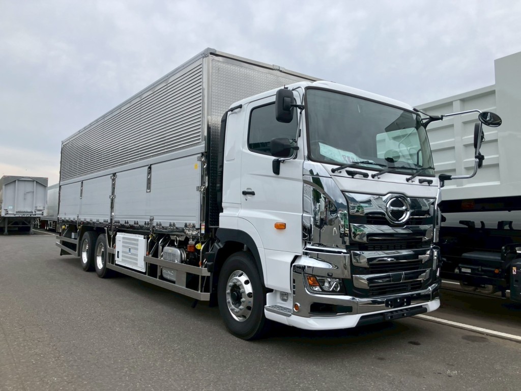 日野 プロフィア 2DG-FR1AHCの写真2