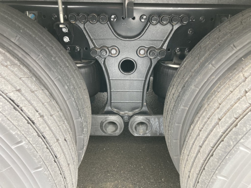 日野 プロフィア 2DG-FR1AHCの写真5