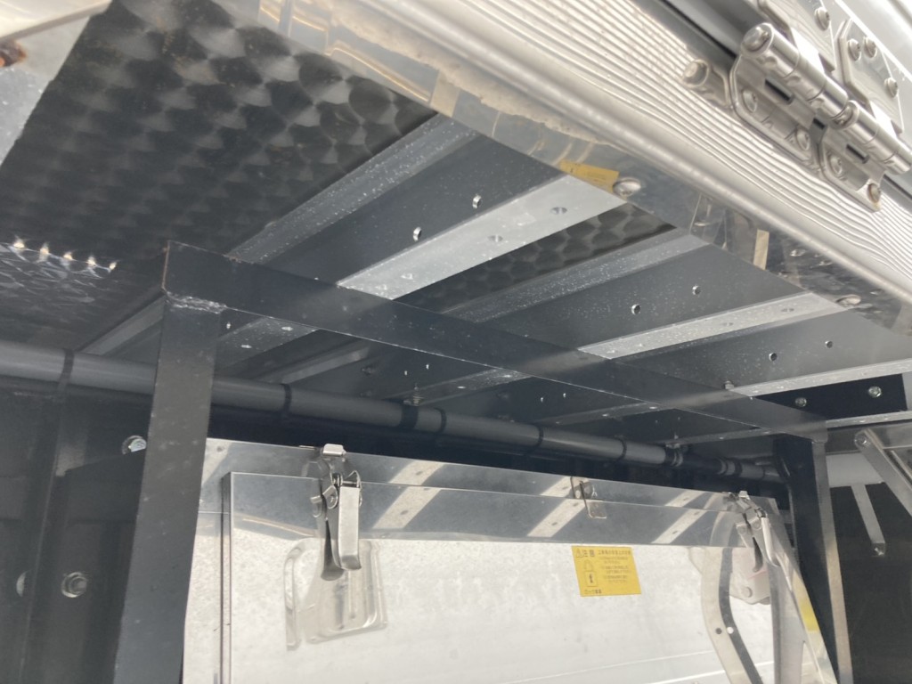 日野 プロフィア 2DG-FR1AHCの写真6