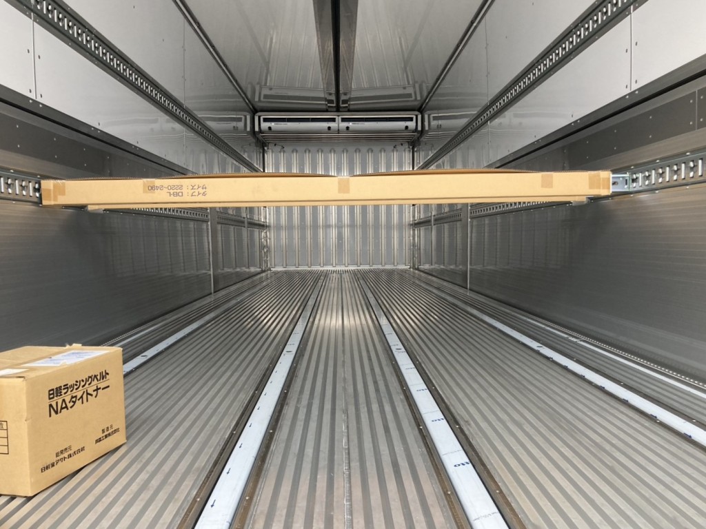 日野 プロフィア 2DG-FR1AHCの写真11