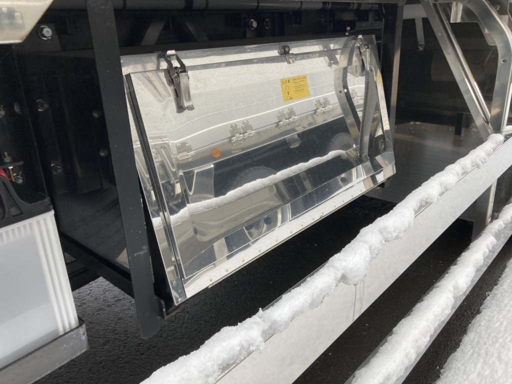 日野 プロフィア 2DG-FR1AHCの写真17