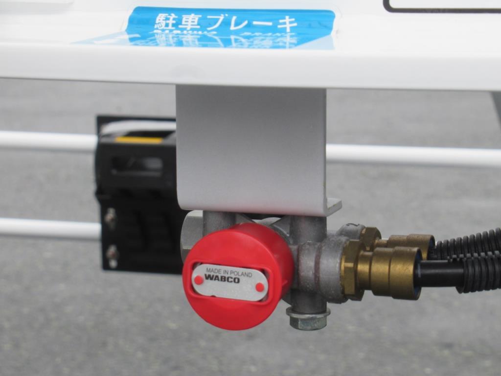 駐車ブレーキ|トレクス CTB32002改の写真17