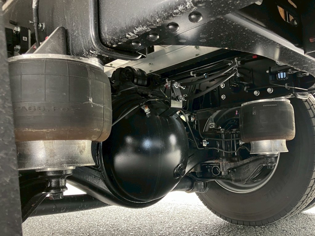 エアサスです。|日野 レンジャー 2KG-FD2ABG(2WD)の写真5