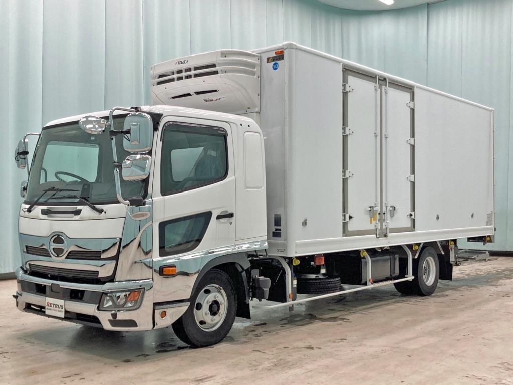フロント周り、メッキパーツで飾っています。|日野 レンジャー 2KG-FD2ABG(2WD)の写真1