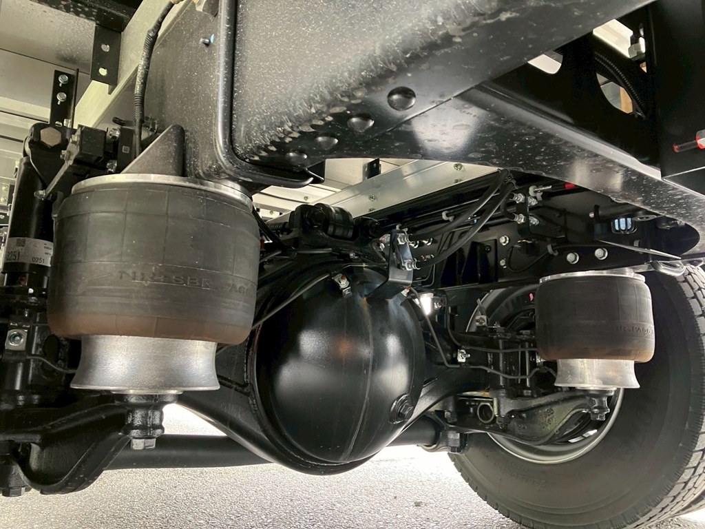 エアサスです。|日野 レンジャー 2KG-FD2ABG(2WD)の写真5