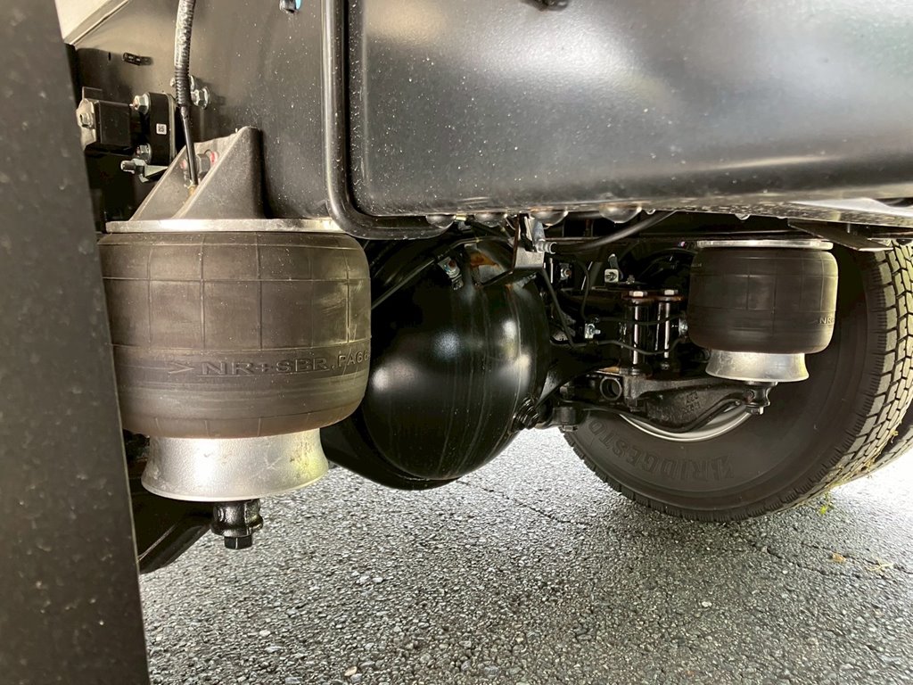 エアサスです。|日野 レンジャー 2KG-FD2ABG(2WD)の写真5