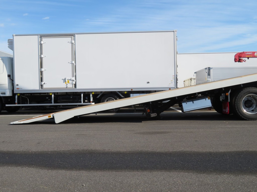 三菱 スーパーグレート 2PG-FS80VZの写真11