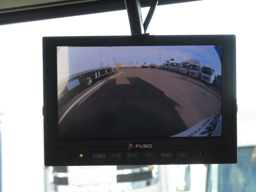 液晶バックモニター付きです。|三菱 スーパーグレート 2PG-FS80VZの写真20