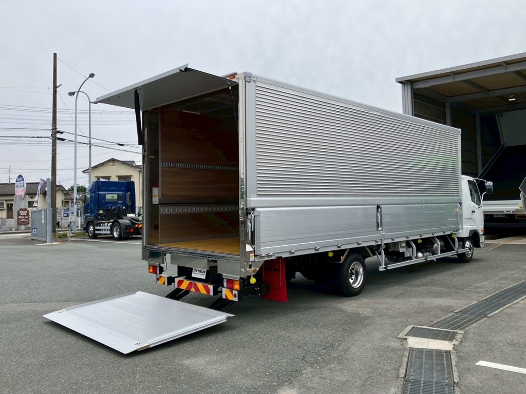 三菱 ファイター 2KG-FK65F(2WD)の写真4