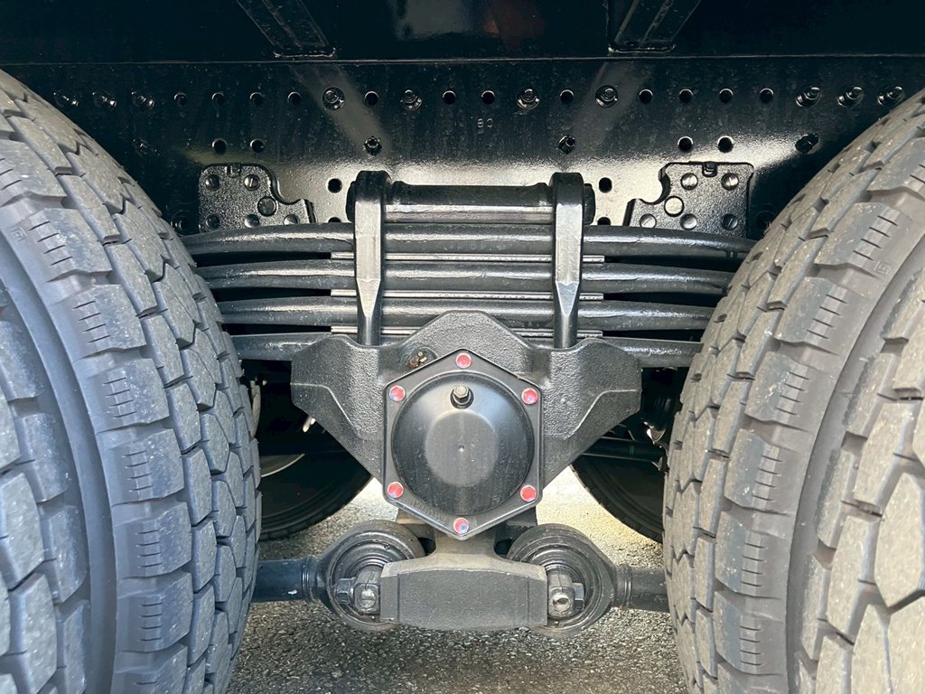 リーフサスです。|日野 プロフィア 2DG-FS1AJEの写真5