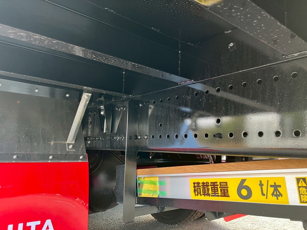 シャーシとネタの状態です。|日野 プロフィア 2DG-FS1AJEの写真6