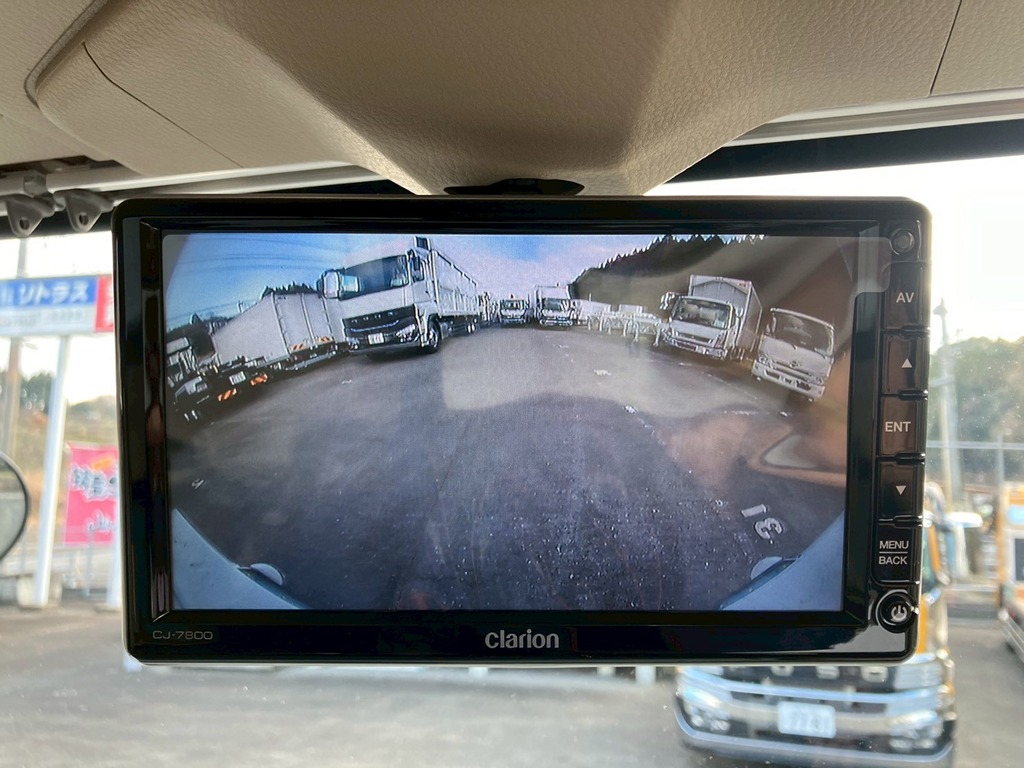 液晶バックモニター付きです。|日野 プロフィア 2DG-FS1AJEの写真22