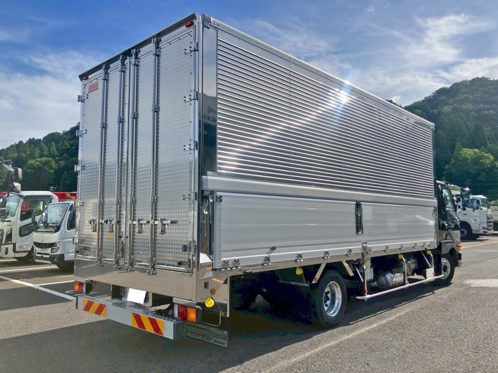 三菱 ファイター 2KG-FK65F(2WD)の写真4