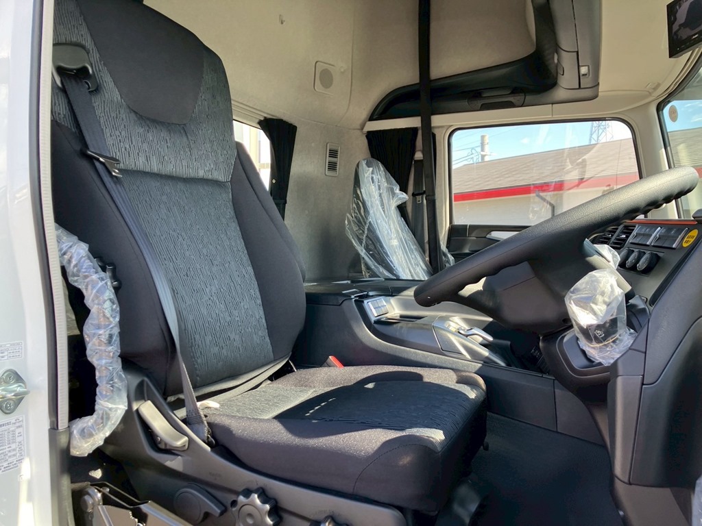 スーパーハイルーフキャビンです。|三菱 スーパーグレート 2PG-FV80VYの写真7