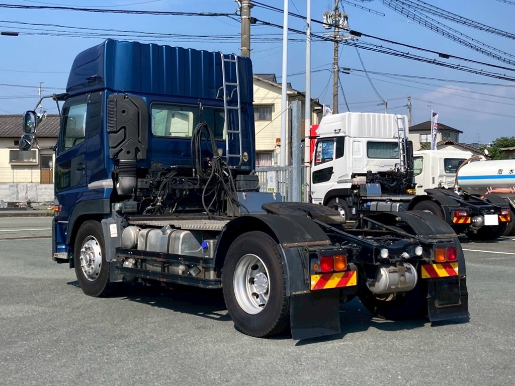 UDトラックス クオン QKG-GK6XADの写真3