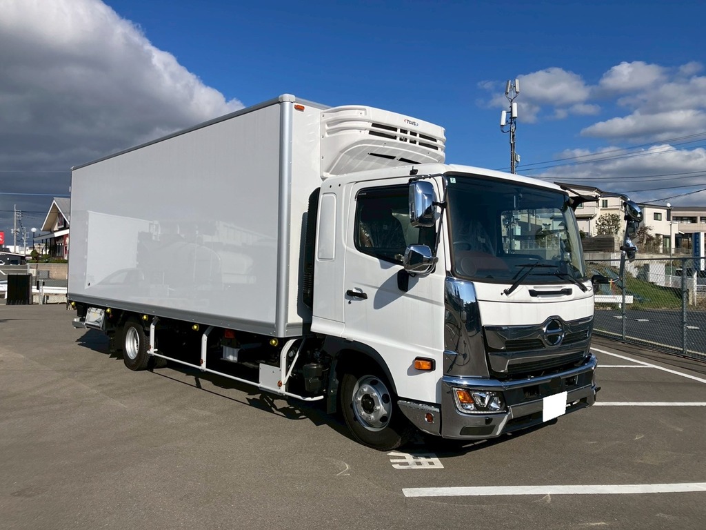 日野 レンジャー 2KG-FD2ABG(2WD)の写真2