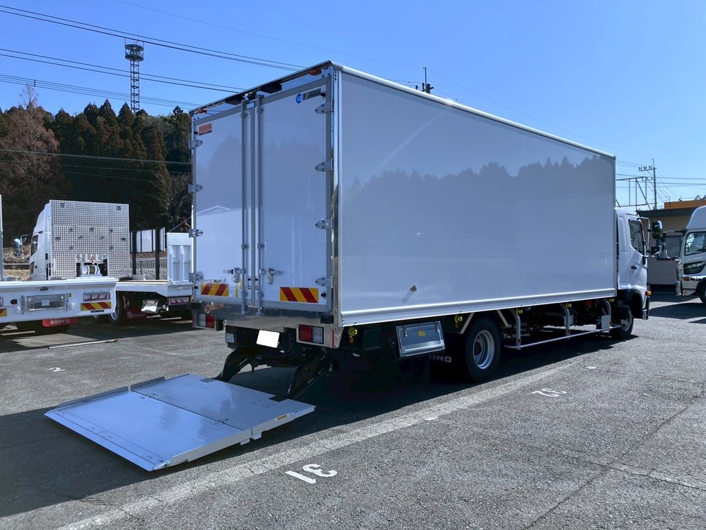 日野 レンジャー 2KG-FD2ABG(2WD)の写真4