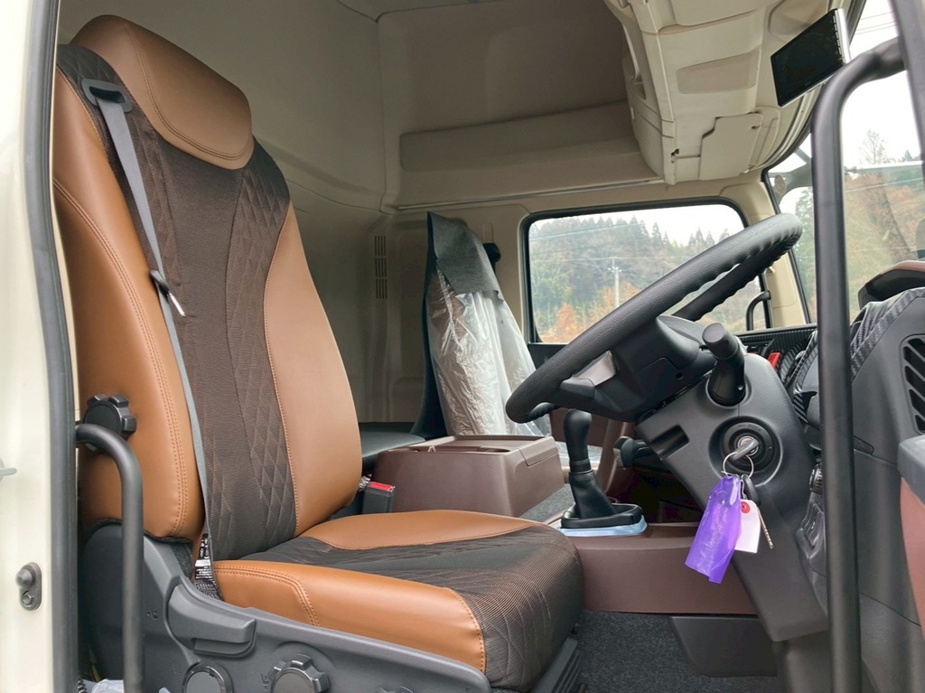 ハイルーフキャビンです。|日野 プロフィア 2DG-FW1AHCの写真7