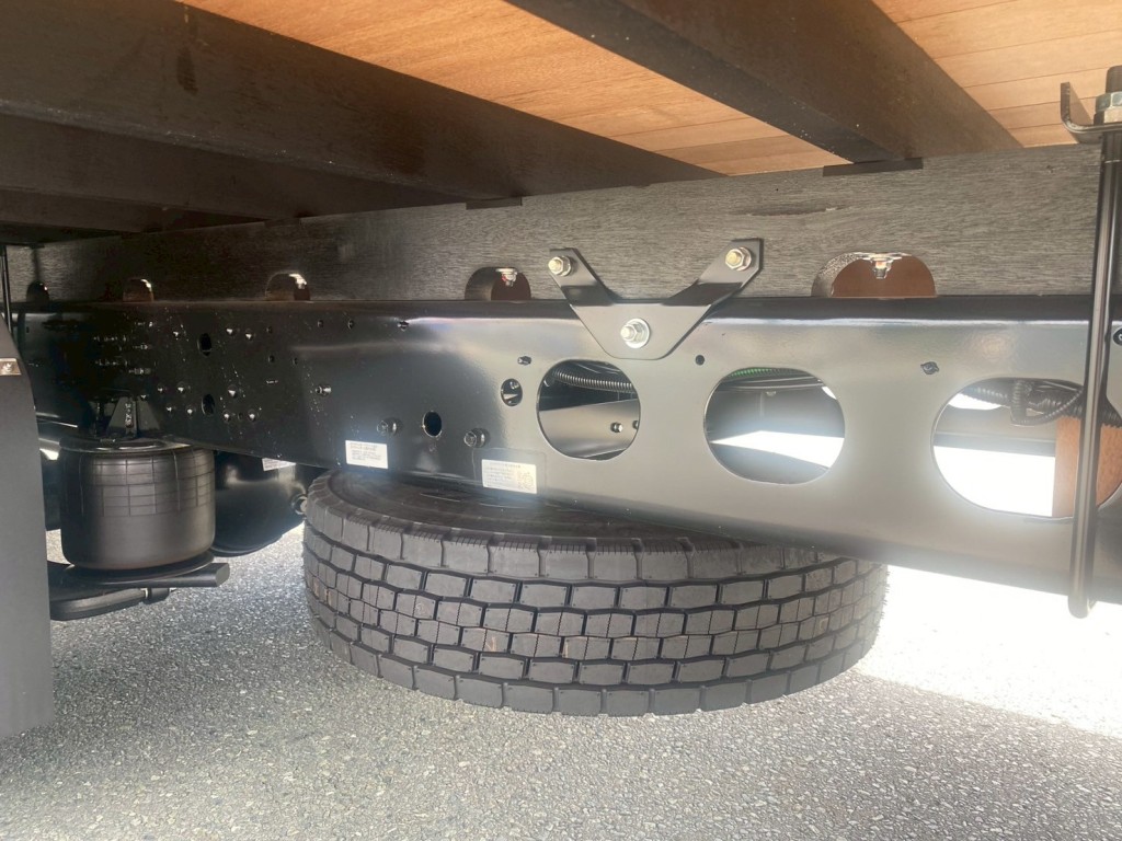 シャシとネタ組|三菱 ファイター 2KG-FK65F(2WD)の写真8