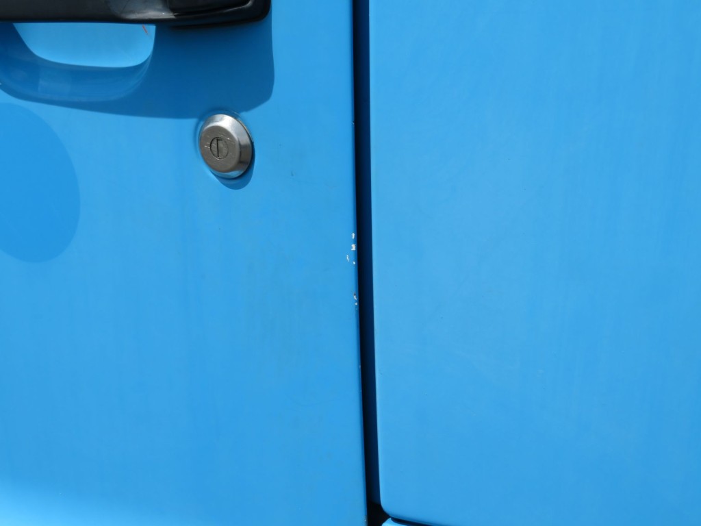 助手席ドア後端に小キズがあります。|日野 レンジャー BKG-FC7JKYA(2WD)の写真12